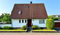 Bild (ec580319fca000ef83f6de013f685ee8): VERKAUFT 11/2024 - Freistehendes Haus mit gr�ner Wohlf�hloase in Monheim